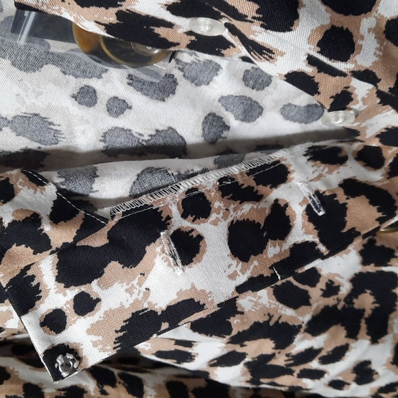 Ashley Stewart's linen blouse - Picture 8 of 13